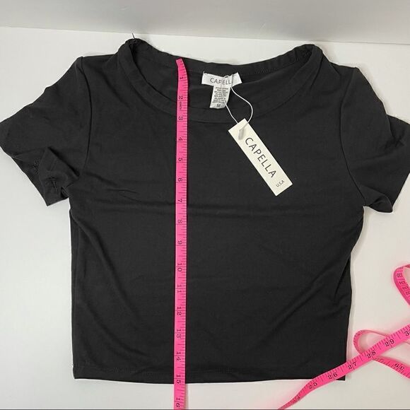 NWT!Medium Crop Top| black basic tee - Picture 4 of 7